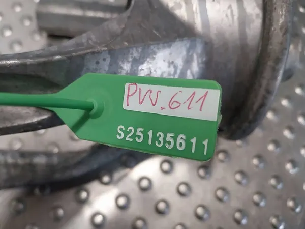 Soporte de motor Volkswagen 7H0 199 849AT image 5