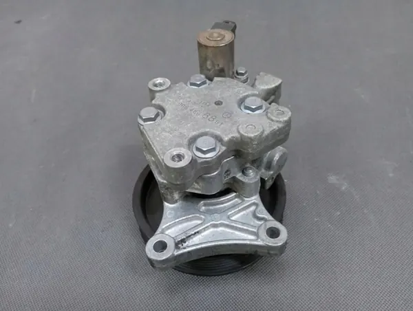 Bomba de dirección Mercedes OEM A0064666801 image 4