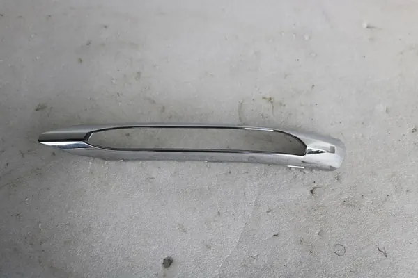 MERCEDES W204 EMBELLECEDOR CHROMADO IZQUIERDO A2048852974 image 2