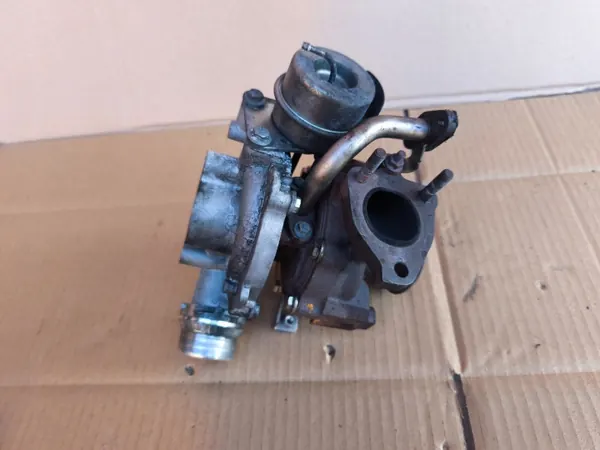 Nissan Juke LIFT 2014 1.5 dci Turbiini OEM image 3