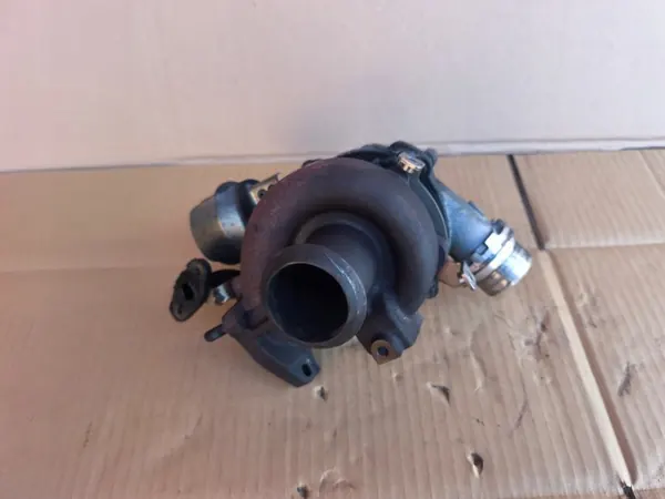 Nissan Juke LIFT 2014 1.5 dci Turbiini OEM image 7