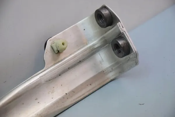 Mittdel framsäkerhetsbälte BMW X1 U11 OEM 8737263 image 6