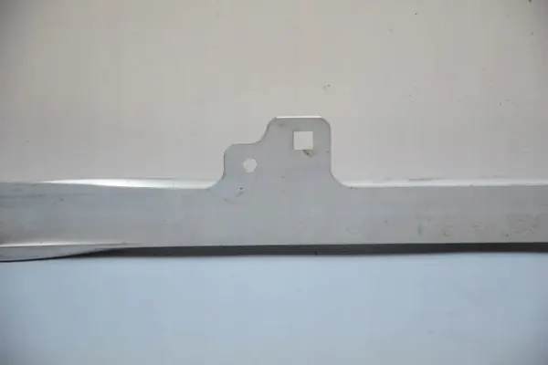 Mittdel framsäkerhetsbälte BMW X1 U11 OEM 8737263 image 9