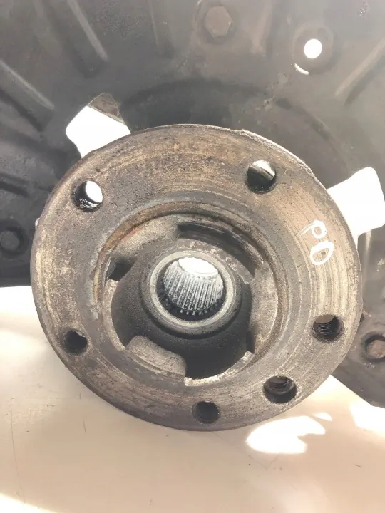 Oikea nivelpää Audi Q7 4L 3.0 TDI OEM 7L0407258A image 8