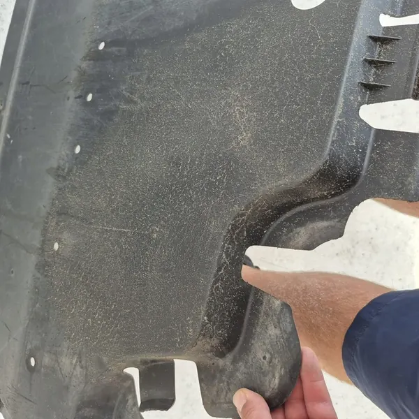 RENAULT TRAFIC III VIVARO B Motorplåt 758901007R image 2