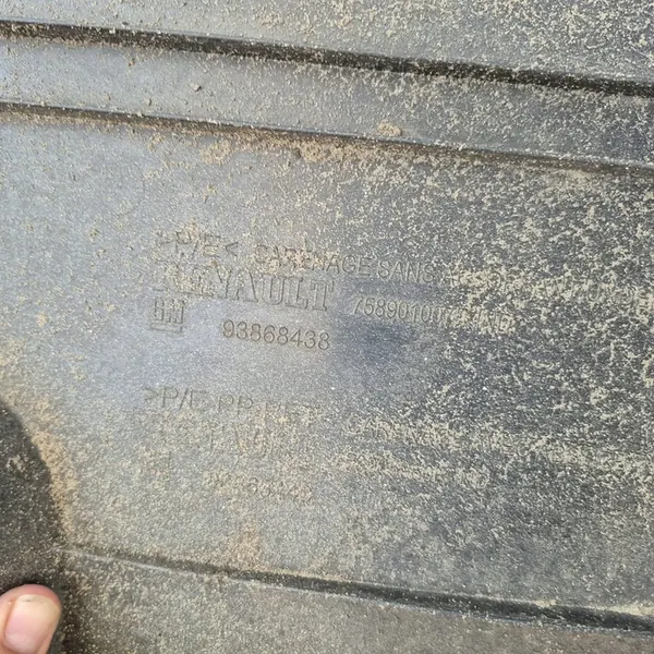 RENAULT TRAFIC III VIVARO B Motorplåt 758901007R image 4