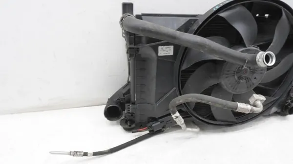 Kylarfläkt OEM A2035000593 för Mercedes SLK image 7