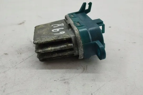 Värmefläktrelä AUDI Q7 3.0L diesel image 2