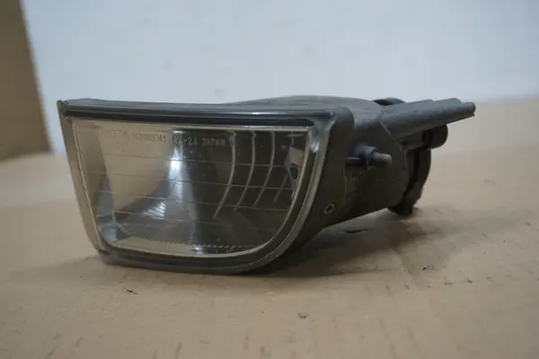 TOYOTA RAV4 II Halogenstrålkastare Vänster Fram 00-05 image 5