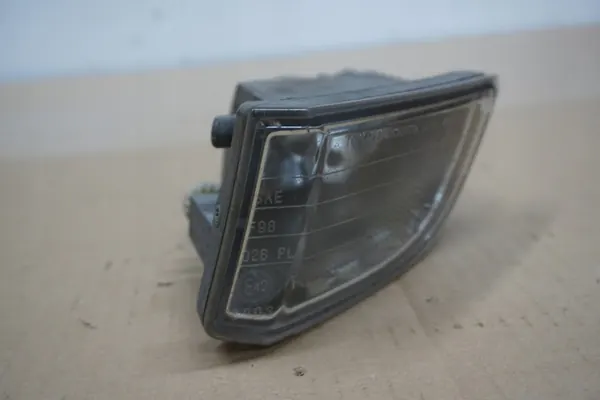 TOYOTA RAV4 II Halogenstrålkastare Vänster Fram 00-05 image 6