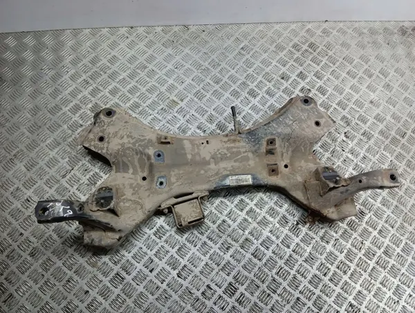 Cadre avant KIA Sportage 2013 OEM 624012Y300 image 2