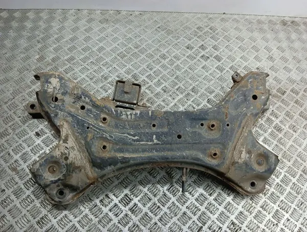 Cadre avant KIA Sportage 2013 OEM 624012Y300 image 9