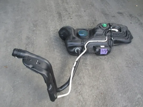 Polttoainesäiliö OEM 9826626280 Peugeot 308 II T10 image 3