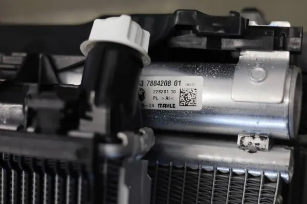 Ventilador Radiador BMW M5 G90 OEM 7884551 Usado image 3