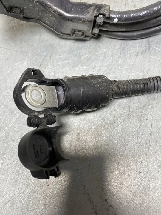 Hyundai Santa Fe Plusnapää OEM FBZ16612 image 6