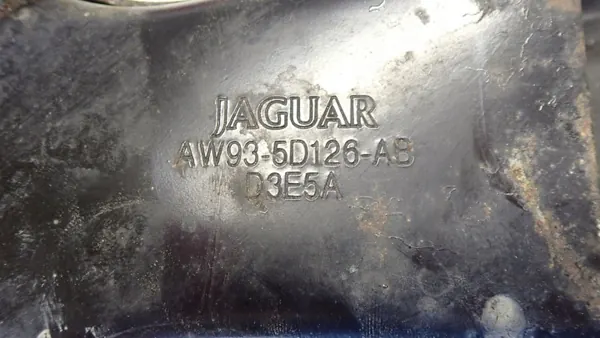 Jaguar XJ X351 oikea taka kelkkakärryn kiinnike OEM AW935D126 image 8