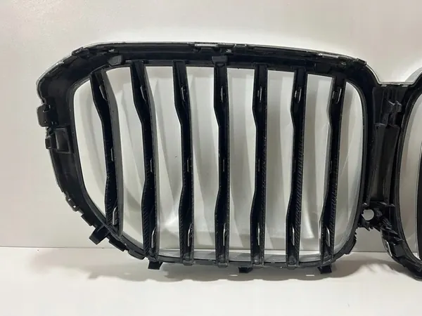 Grade de ventilação traseira BMW X5 G05 2019 OEM 7454887 image 5