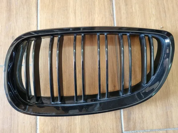 BMW 3 E90 E91 LIFT LCI Black Glossy Grill image 2