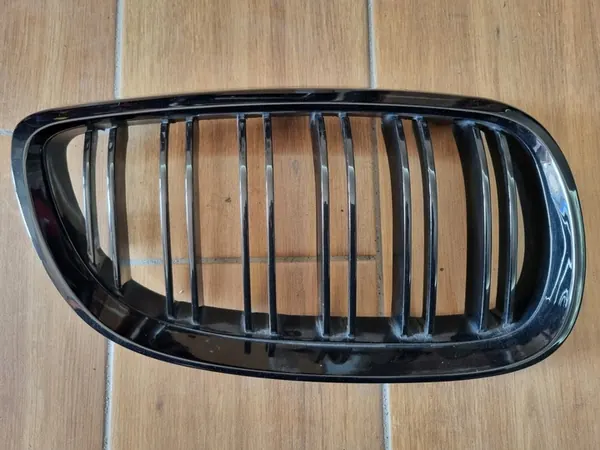 BMW 3 E90 E91 LIFT LCI Black Glossy Grill image 3