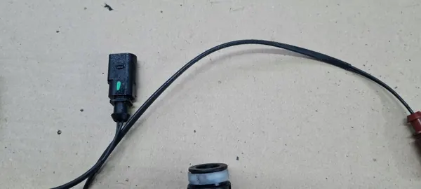 AdBlue-johdotus OEM 8R0131911 Audi Q5 8R:lle image 3