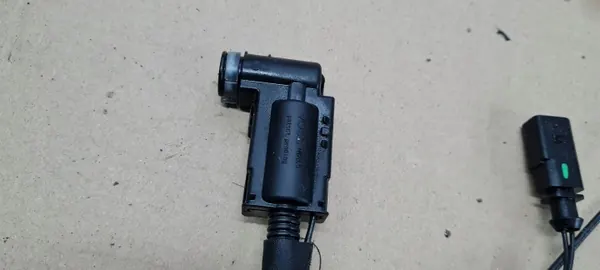 AdBlue-johdotus OEM 8R0131911 Audi Q5 8R:lle image 6