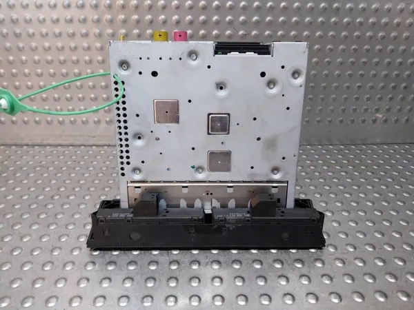 OEM 8R1035652G Navigointi MMI Lukija Audi A5 A4 Q5 image 4
