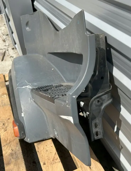 Rechter Treeplank OEM A9616665301 voor Mercedes Arocs MP4 image 5