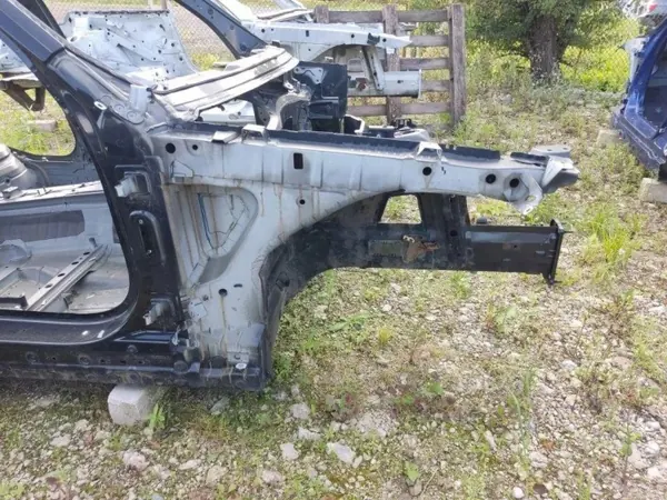 Oikea etupelti OEM 7135610 BMW X1 E84 image 7