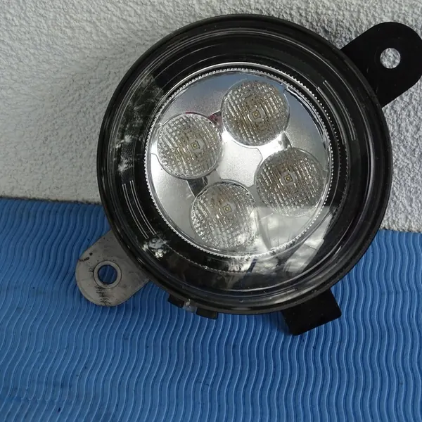 FARO HALÓGENO DIREITO RENAULT TWINGO III 266007904R image 2