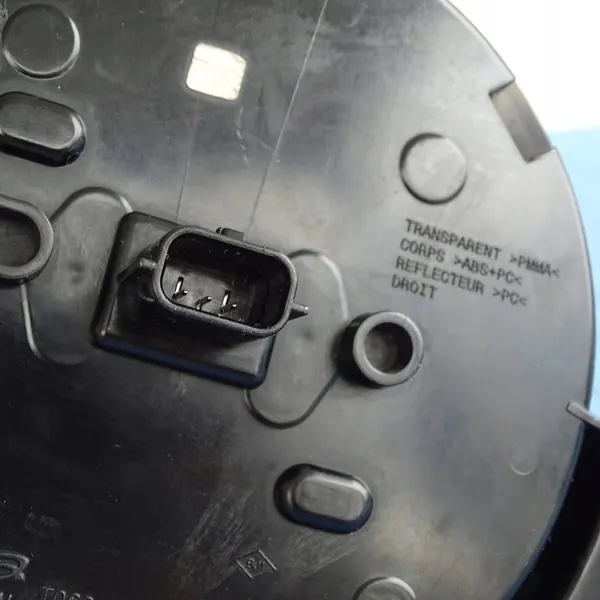 FARO HALÓGENO DIREITO RENAULT TWINGO III 266007904R image 4