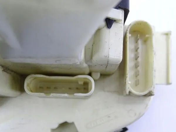 MERCEDES S-KLASS W221 05-13 FRAMVÄNSTERDÖR LOCK image 3