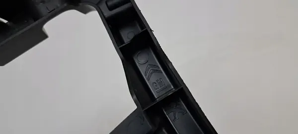 Guia de para-choque traseiro esquerdo Peugeot Partner IV 2019-2024 OEM image 3