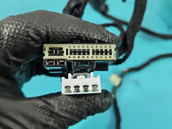 Oikean takaluukun kaapeli Ford S-MAX II G1GT-14632-ECB image 3