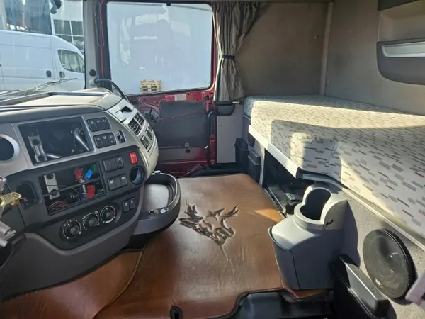 Cabina DAF XF 106 SSC Pre-facelift - Estado Usado image 9