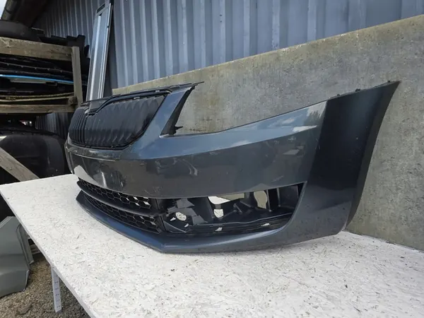Paraurti anteriore SKODA OCTAVIA III 5E0807221 image 3