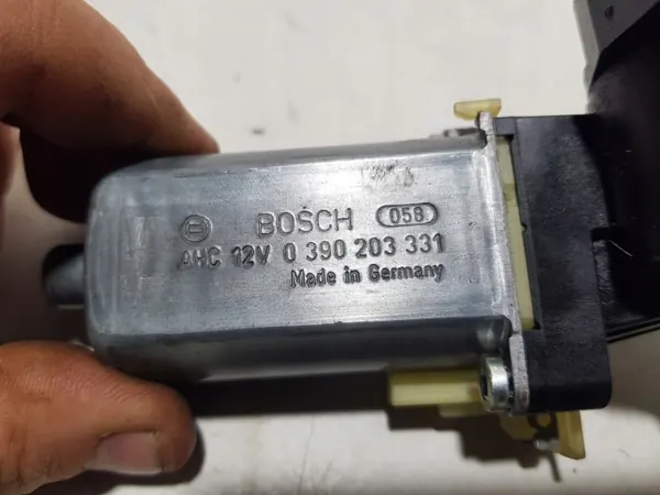 Istuinmoottori OEM 0390203331 Mercedes W207 W204 image 6