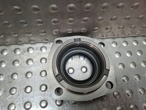 OEM S26312078 Left Half Shaft Seal - Used image 4