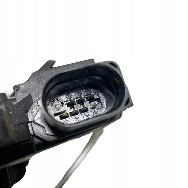 Vänster bakdörrslås AUDI A4 (8E2, B6) 8E2837015C image 8