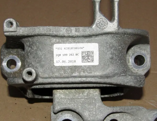 Moottorin tuki SEAT IBIZA V 1.0TSI 2Q0199262BC image 6
