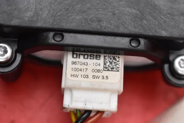 BMW F01 F02 Baklucka Lås 51247191213 image 4