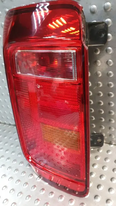 Luz Trasera Izquierda VW Caddy III 15- 2K1945095Q image 3