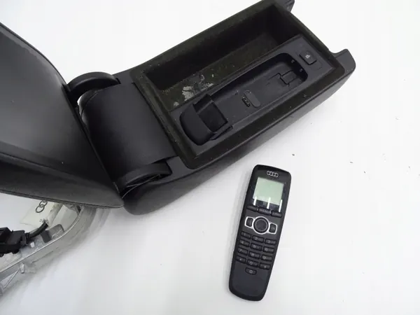 Reposabrazos OEM 4E0862393B X con soporte teléfono negro image 5
