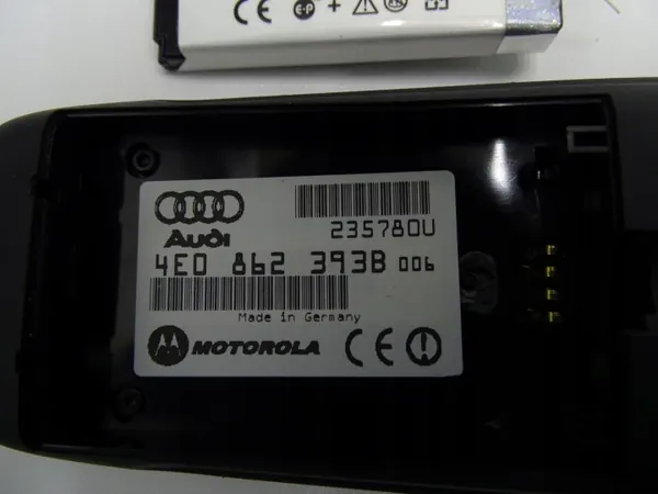 Reposabrazos OEM 4E0862393B X con soporte teléfono negro image 7