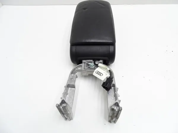 Reposabrazos OEM 4E0862393B X con soporte teléfono negro image 9