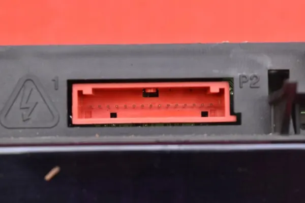 OEM 8200451505A Quadro Instrumentos para Renault Megane image 3