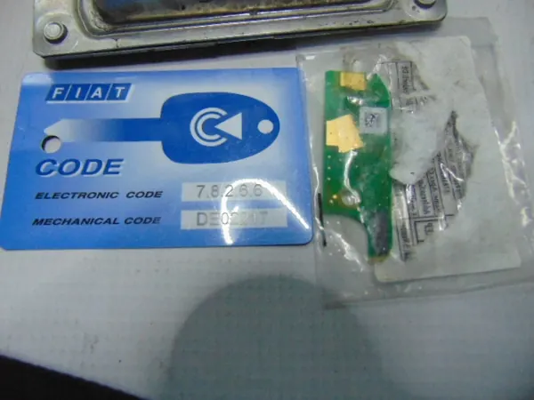 FIAT 500 1.2 8V Ensemble de Démarrage Ordinateur Clé BSI image 4