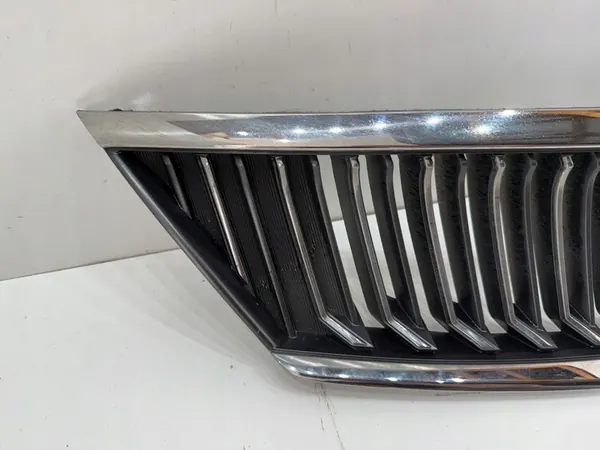 KIA OPTIMA GRILL 86350-D4500 image 2