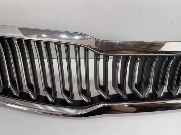 KIA OPTIMA GRILL 86350-D4500 image 4