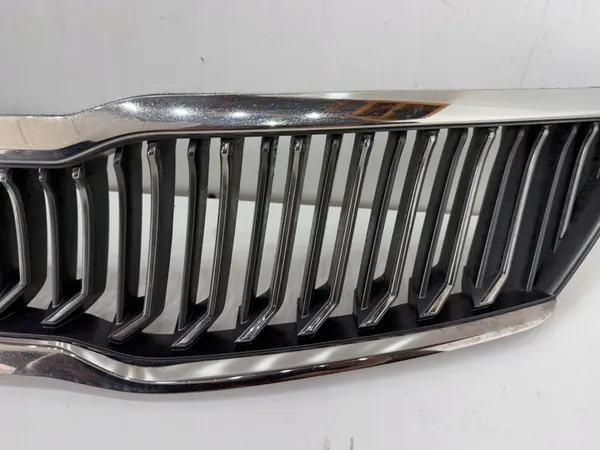 KIA OPTIMA GRILL 86350-D4500 image 6