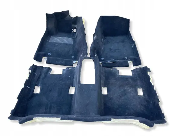 Tapis Mercedes C W205 Break OEM APU27564 Avant Arrière image 2